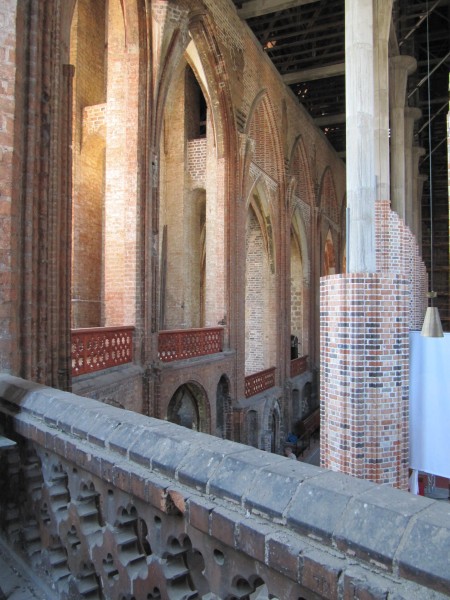 
S�dlicher Kapellenumgang
